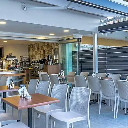Eutopia 酒店 Paralía